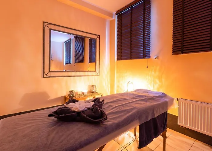 Hotel Manufaktura Relaksu 4*